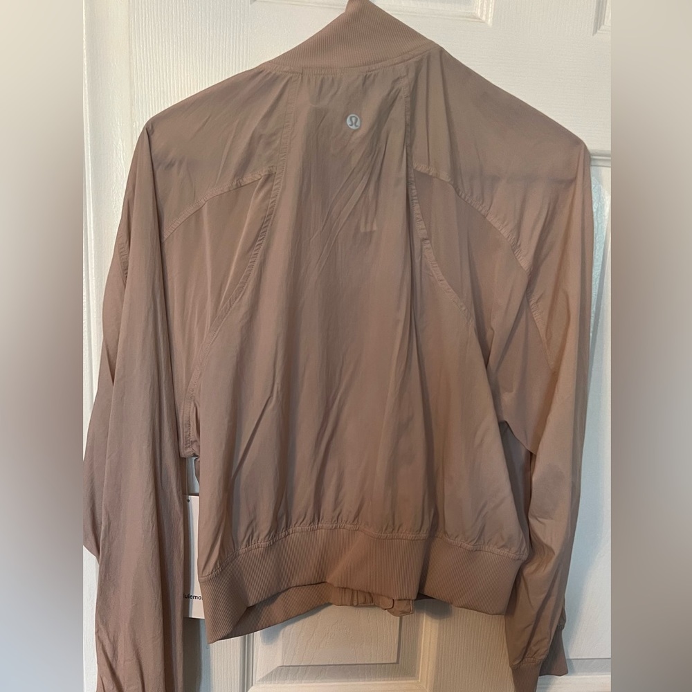 Lululemon lightweight jacket